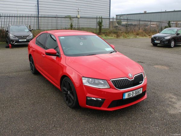 Skoda Octavia Hatchback, Diesel, 2016, Red
