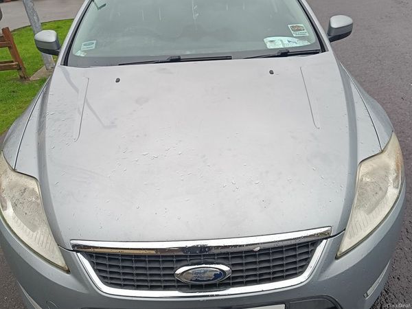 Ford Mondeo Saloon, Petrol, 2007, Silver