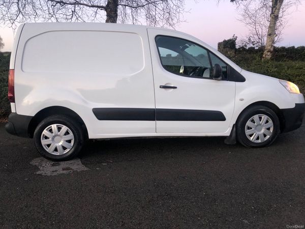 Peugeot Partner MPV, Diesel, 2013, White