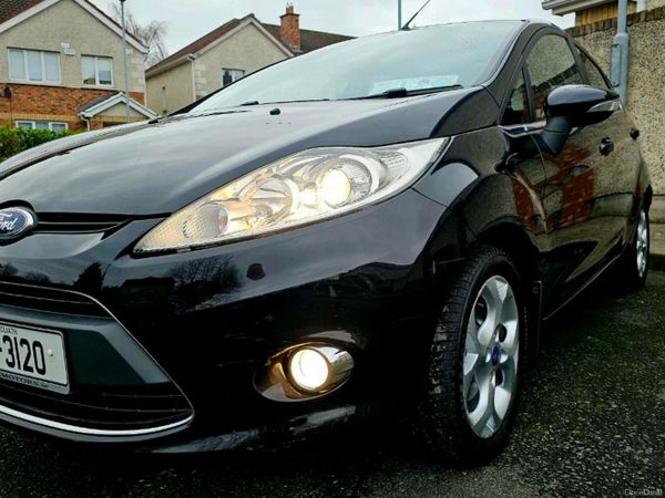 Ford Fiesta Hatchback, Diesel, 2009, Black