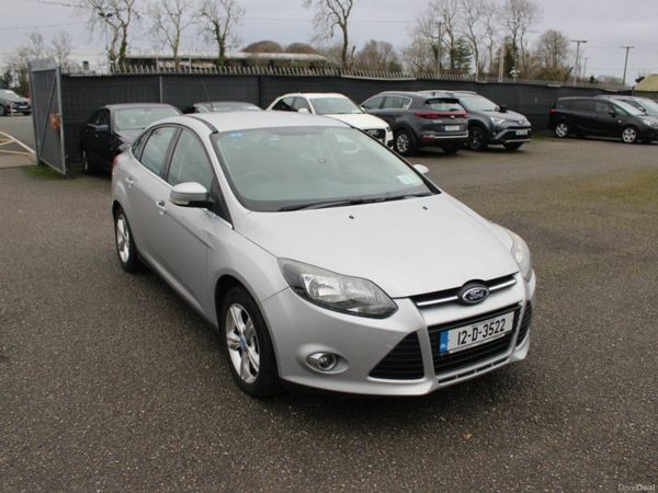 Ford Focus Saloon, Diesel, 2012, Silver