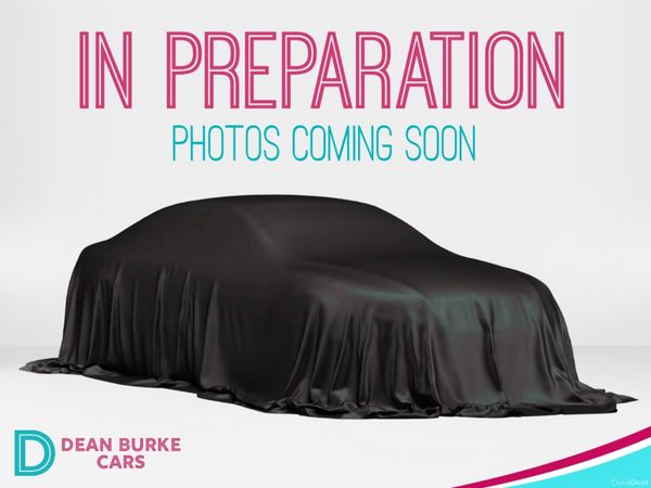 Toyota Auris MPV, Petrol Hybrid, 2016, White