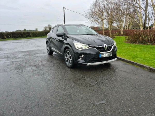 Renault Captur Hatchback, Petrol, 2022, Black