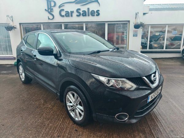 Nissan Qashqai SUV, Diesel, 2014, Black