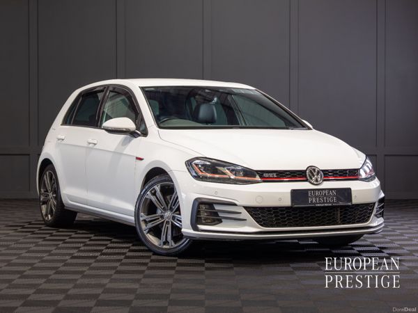 Volkswagen Golf Hatchback, Petrol, 2019, White