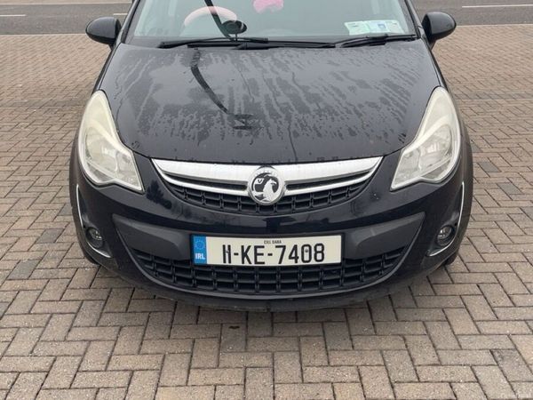 Vauxhall Corsa Hatchback, Petrol, 2011, Black