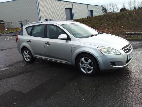 Kia Ceed Estate, Diesel, 2009, Silver