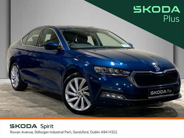 Skoda Octavia Saloon, Petrol, 2023, Blue