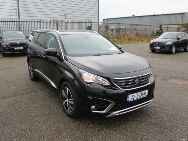 Peugeot 5008 MPV, Diesel, 2020, Black