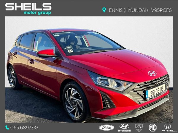 Hyundai i20 Hatchback, Petrol, 2025, Red