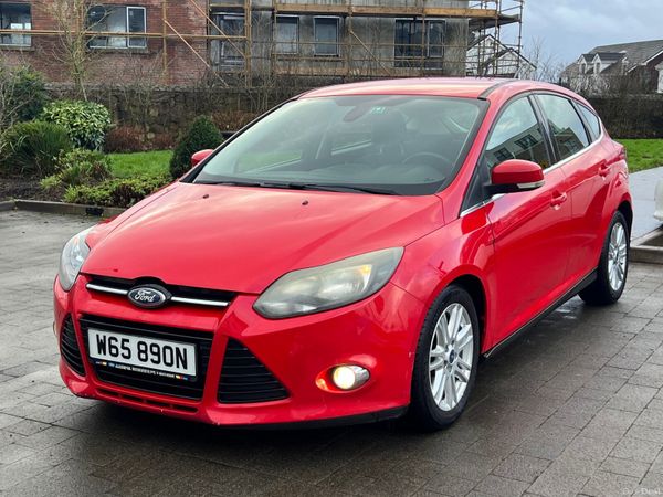 Ford Focus Hatchback, Diesel, 2012, Red