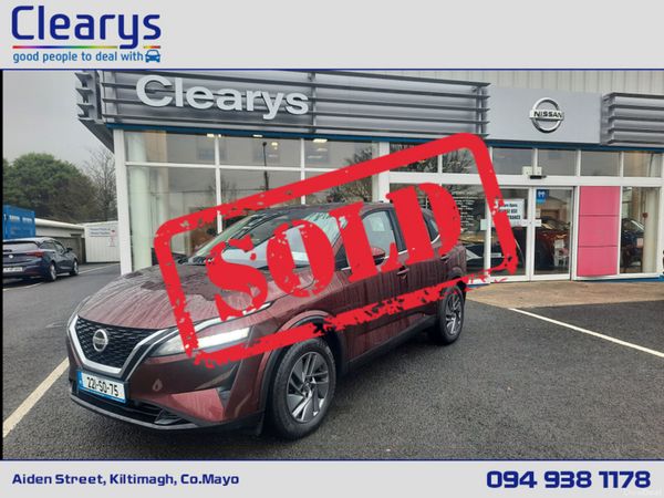 Nissan Qashqai MPV, Petrol, 2022, Red