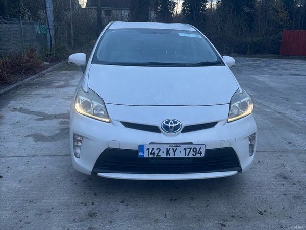 Toyota Prius Hatchback, Petrol Hybrid, 2014, White