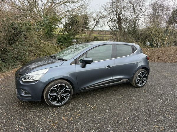 Renault Clio Hatchback, Petrol, 2017, Grey