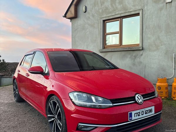 Volkswagen Golf Estate, Diesel, 2017, Red