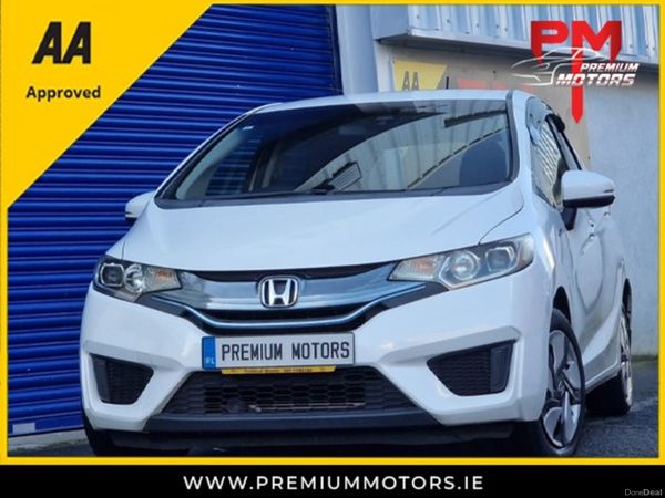 Honda Fit Hatchback, Petrol Hybrid, 2015, White