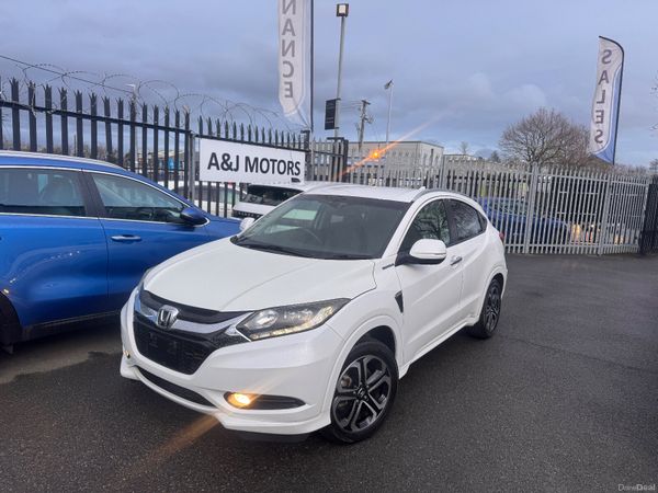 Honda Vezel SUV, Petrol Hybrid, 2014, White