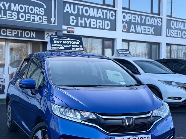 Honda Fit Hatchback, Petrol Hybrid, 2017, Blue