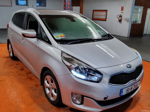 Kia Carens MPV, Diesel, 2015, Silver