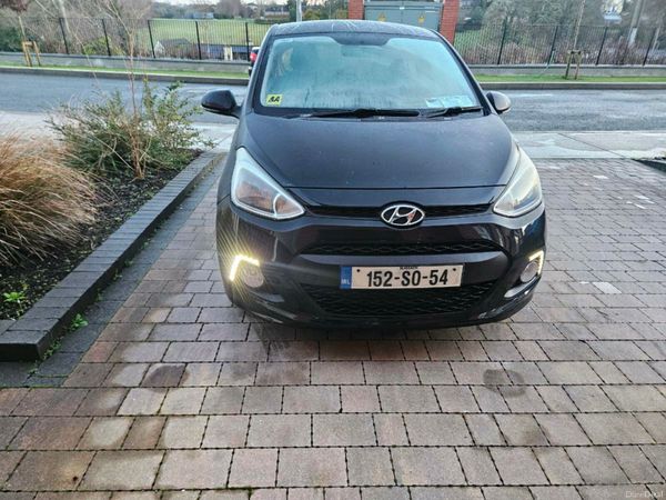 Hyundai i10 Hatchback, Petrol, 2015, Black