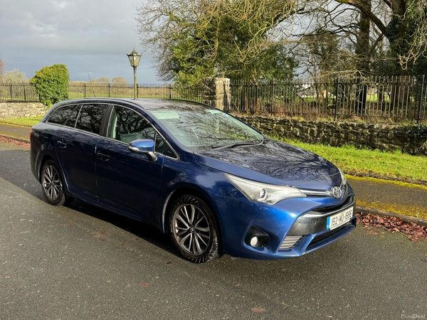 Toyota Avensis Estate, Diesel, 2015, Blue