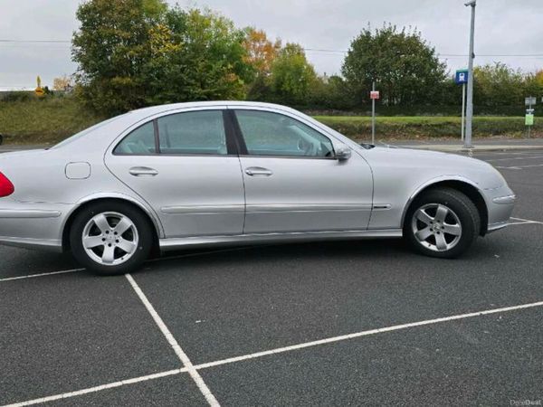 Mercedes-Benz E-Class , Petrol, 2005, Silver