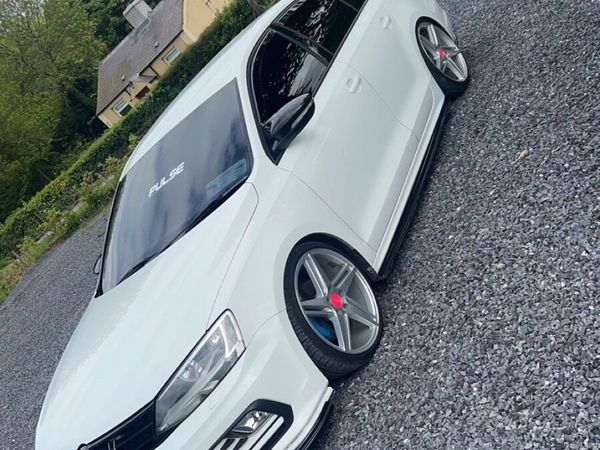 Volkswagen Jetta Saloon, Diesel, 2016, White