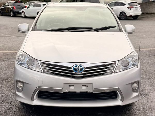 Toyota Sai Saloon, Petrol Hybrid, 2012, Silver