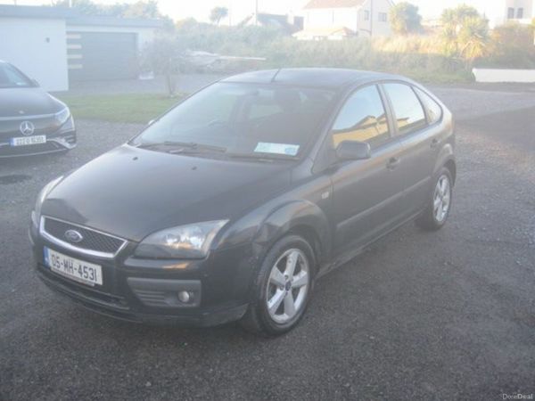 Ford Focus Hatchback, Petrol, 2005, Black