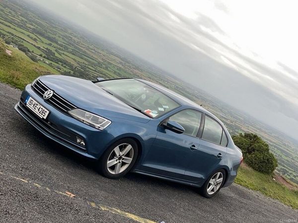 Volkswagen Jetta Saloon, Diesel, 2015, Blue