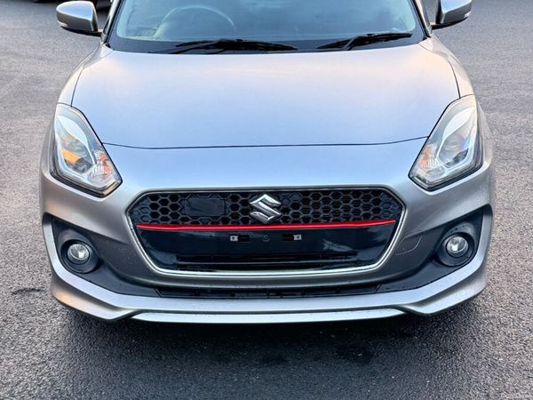 Suzuki Swift Hatchback, Petrol Hybrid, 2018, Silver
