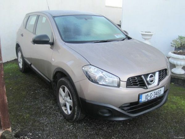 Nissan Qashqai Hatchback, Diesel, 2010, Brown