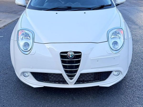 Alfa Romeo Mito Hatchback, Petrol, 2010, White