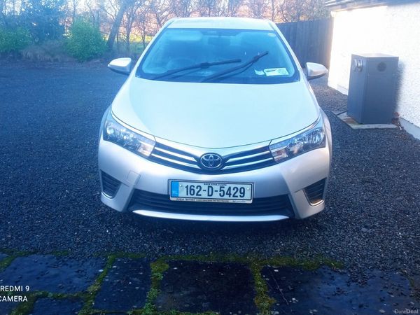 Toyota Corolla Saloon, Diesel, 2016, Silver