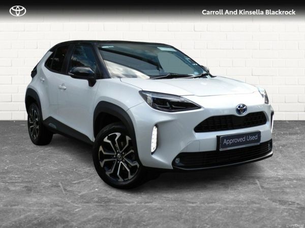 Toyota Yaris Cross Hatchback, Petrol Hybrid, 2022, White