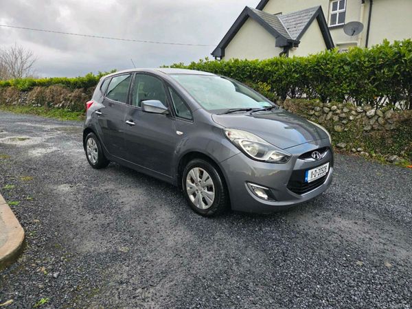 Hyundai ix20 MPV, Petrol, 2011, Grey