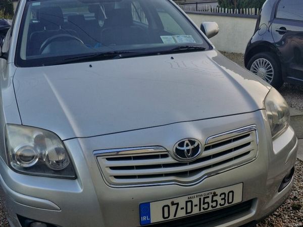 Toyota Avensis Saloon, Petrol, 2007, Silver
