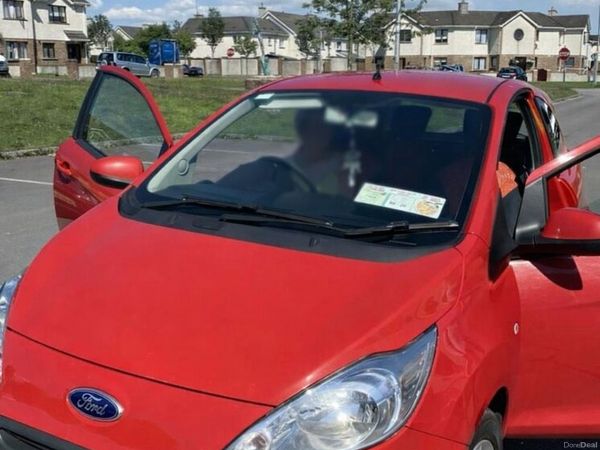 Ford KA Saloon, Petrol, 2014, Red