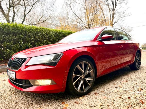 Skoda Superb Saloon, Diesel, 2019, Red