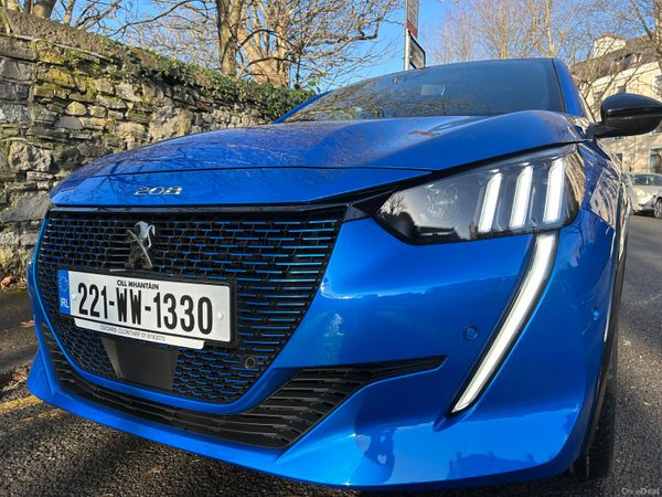 Peugeot 208 Hatchback, Electric, 2022, Blue