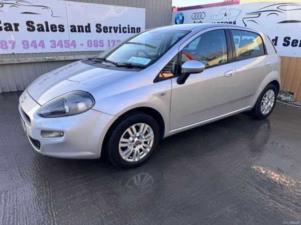Fiat Punto Hatchback, Petrol, 2014, Grey