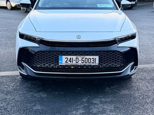 Toyota Crown Saloon, Petrol Hybrid, 2024, White