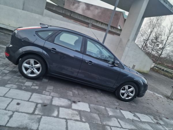 Ford Focus Hatchback, Diesel, 2010, Grey