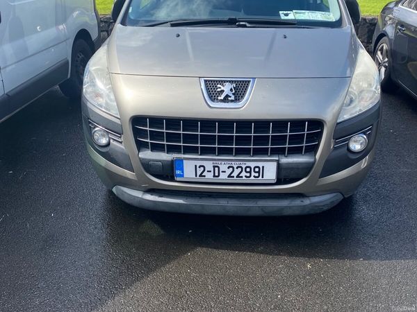 Peugeot 3008 MPV, Diesel, 2012, Grey