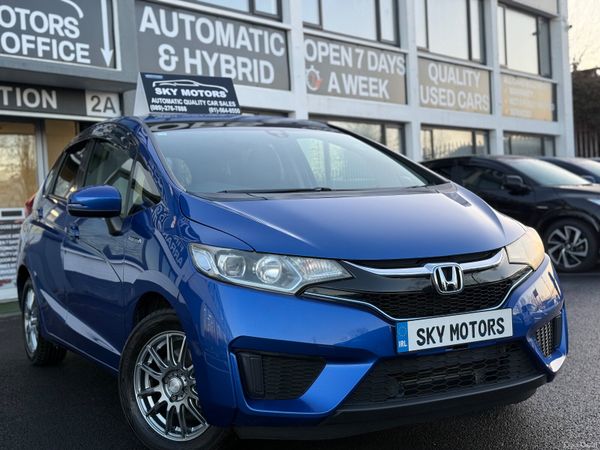 Honda Fit Hatchback, Petrol Hybrid, 2016, Blue