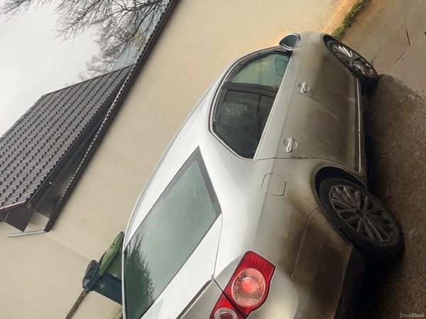 Volkswagen Golf Saloon, Diesel, 2010, Silver