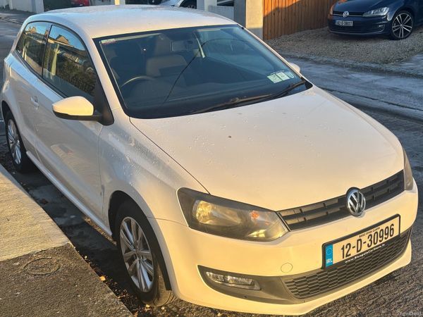 Volkswagen Polo Hatchback, Petrol, 2012, White