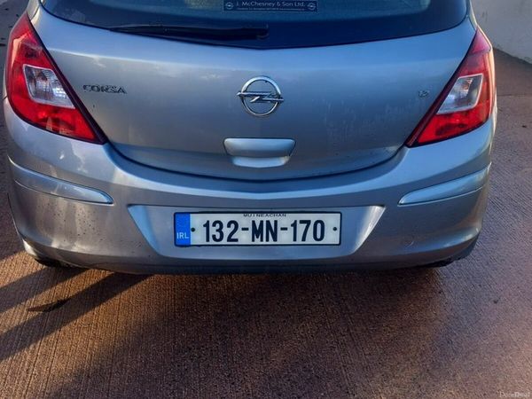 Opel Corsa Hatchback, Petrol, 2013, Silver