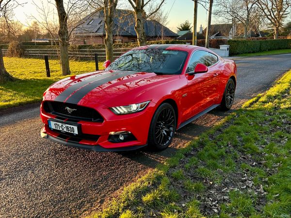 Ford Mustang Coupe, Petrol, 2017, Red