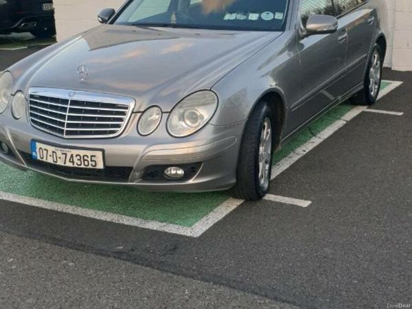Mercedes-Benz E-Class Saloon, Petrol, 2007, Silver